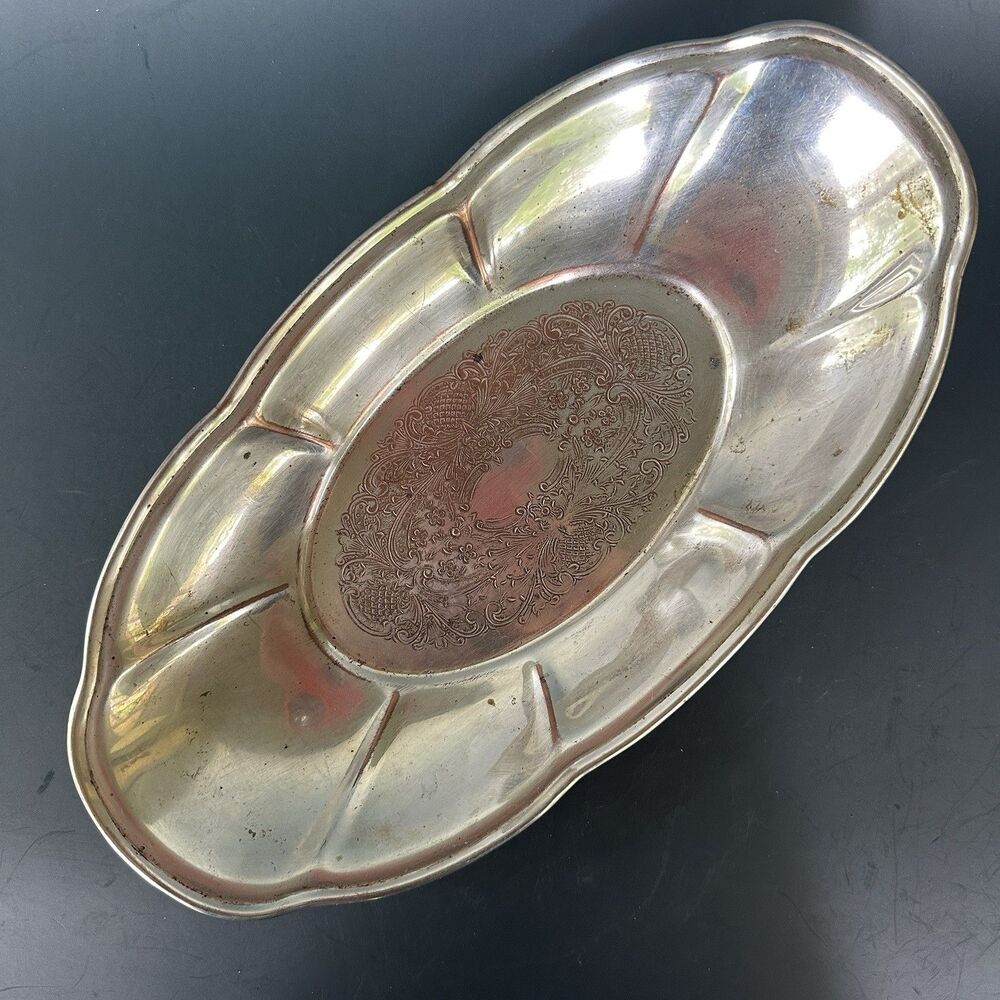 Vintage National Silver Co Bread Tray Scalloped Edge Silverplate Copper 12’’